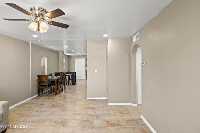 1173 Douglas Drive, Las Cruces, NM 88005