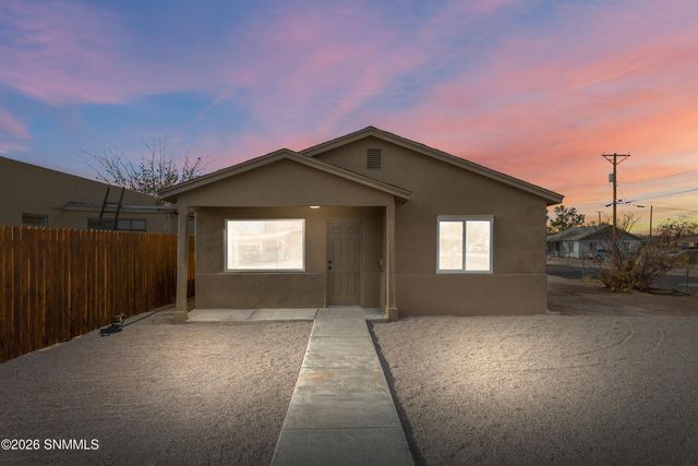 1173 Douglas Drive, Las Cruces, NM 88005