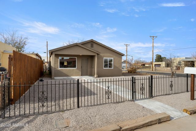 1173 Douglas Drive, Las Cruces, NM 88005