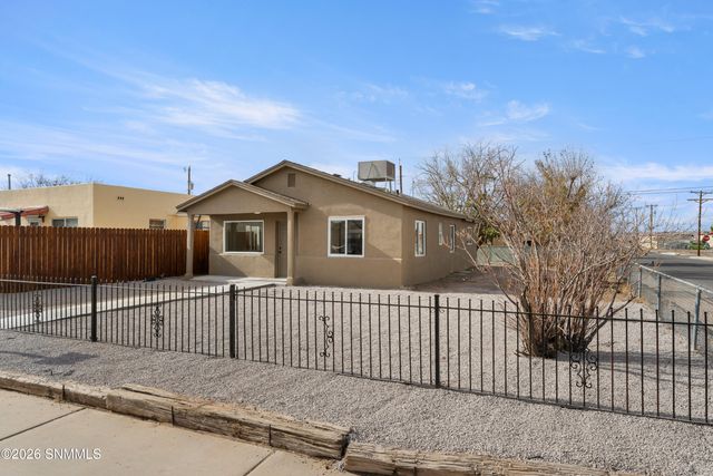 1173 Douglas Drive, Las Cruces, NM 88005