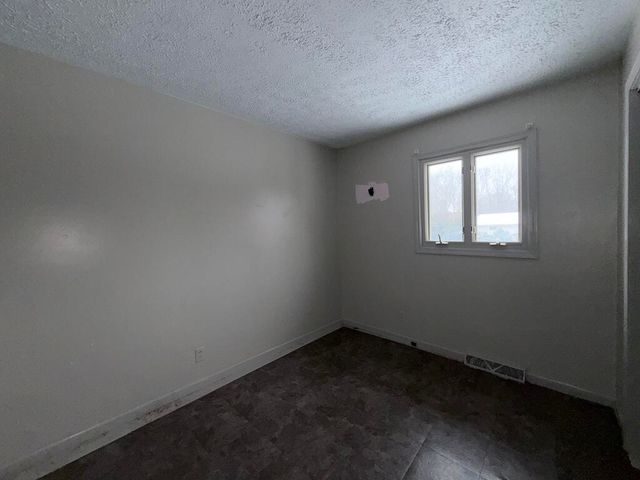 5747 W Pleasant Hills Trail, La Porte, IN 46350