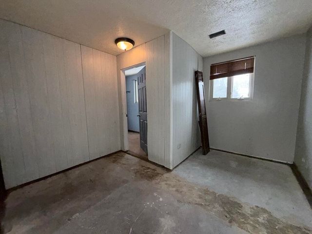 5747 W Pleasant Hills Trail, La Porte, IN 46350