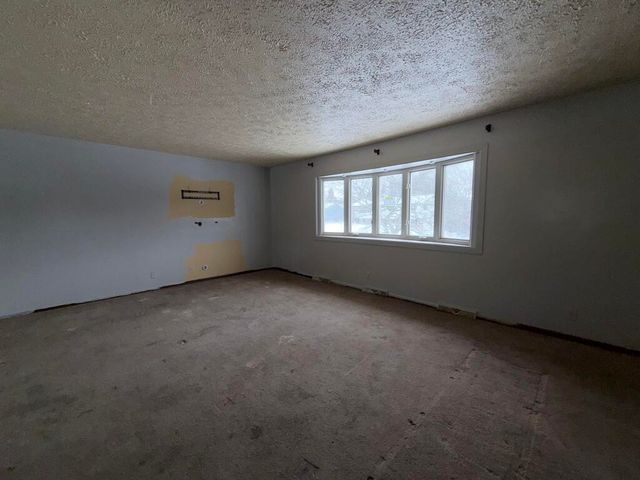 5747 W Pleasant Hills Trail, La Porte, IN 46350