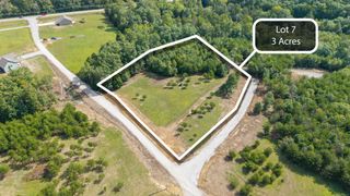 25 Creekview Ln, Altamont, TN 37301
