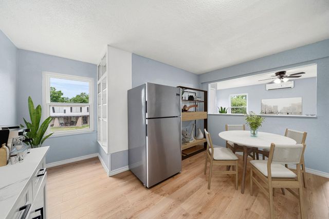 1117 & 1119 1st Ave N, Texas City, TX 77590