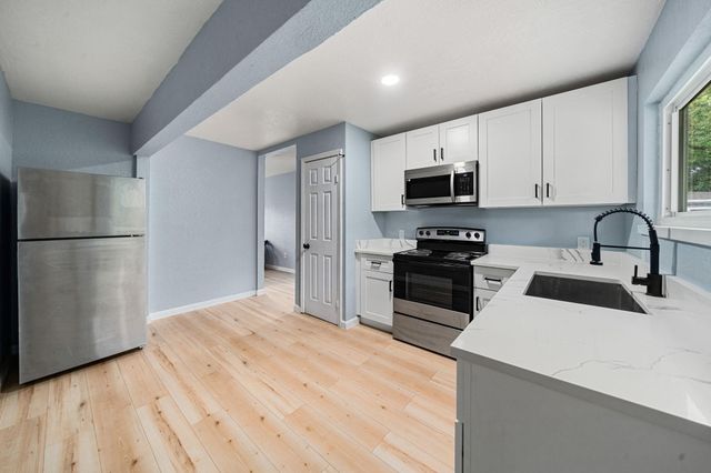 1117 & 1119 1st Ave N, Texas City, TX 77590