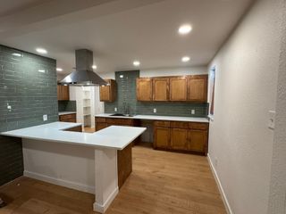 2432 Jonesboro Avenue, Dallas, TX 75228