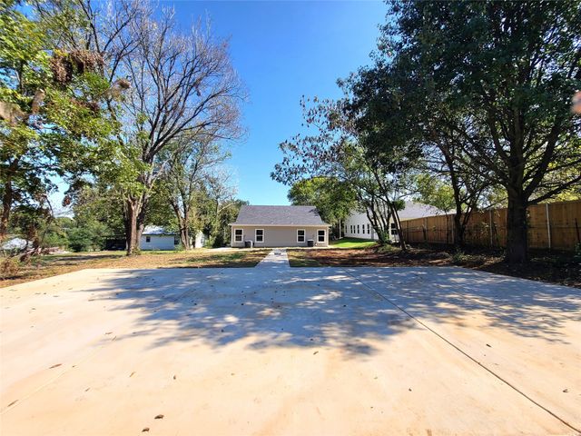 515 NE 5th Avenue, Durant, OK 74701