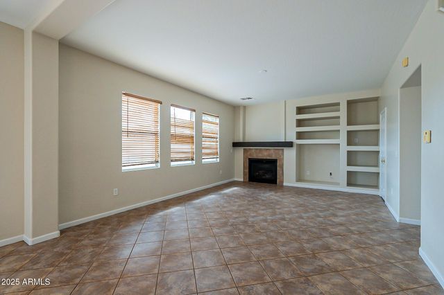 7265 W GARDENIA Avenue, Glendale, AZ 85303