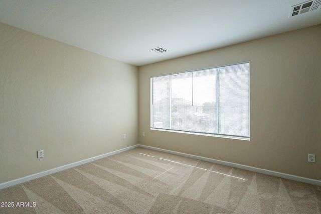 7265 W GARDENIA Avenue, Glendale, AZ 85303