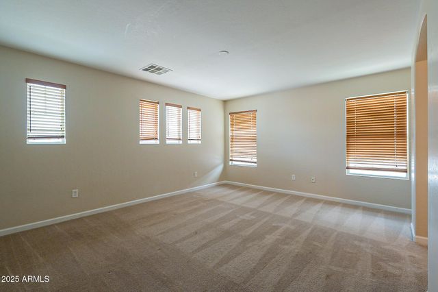 7265 W GARDENIA Avenue, Glendale, AZ 85303