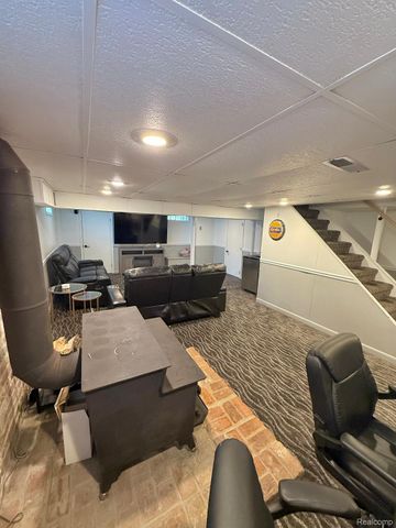 1864 Huron Street, Monroe, MI 48161