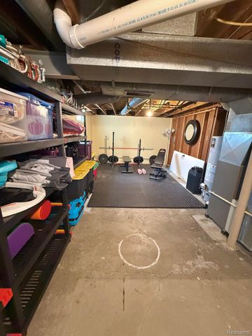 1864 Huron Street, Monroe, MI 48161