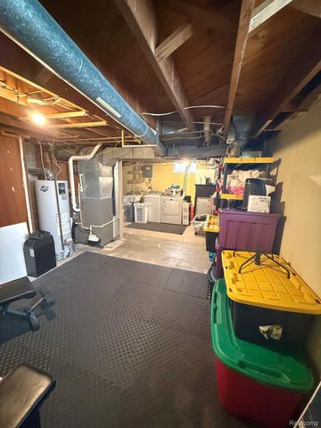 1864 Huron Street, Monroe, MI 48161