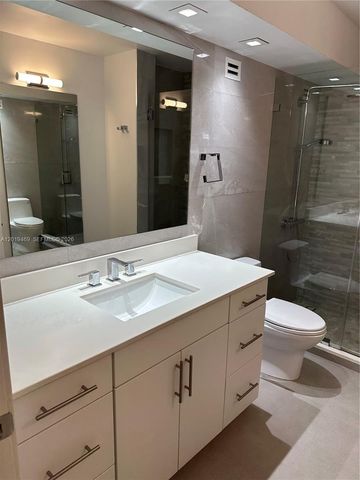 6039 Collins Ave 1221, Miami Beach, FL 33140