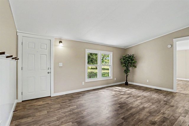 12057 M-40, Gobles, MI 49055