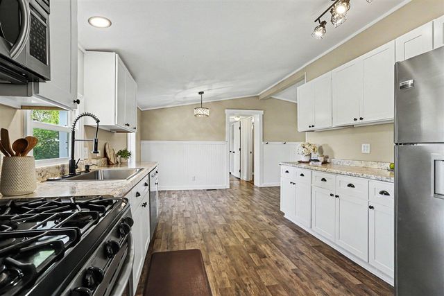 12057 M-40, Gobles, MI 49055