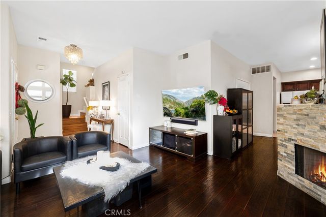 1729 Sunflower B, Glendora, CA 91740