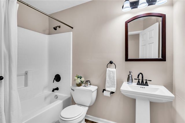 520 Ten Point Lane, Cranberry Twp, PA 16066