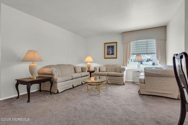 26 Maidstone Way, Manchester, NJ 08759