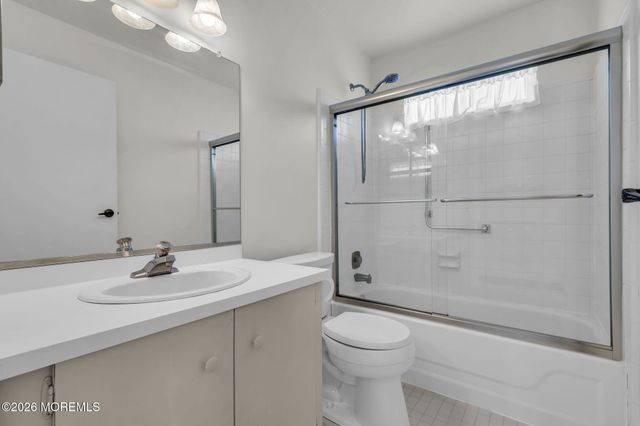 26 Maidstone Way, Manchester, NJ 08759