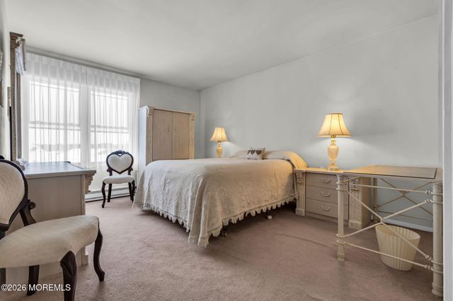 26 Maidstone Way, Manchester, NJ 08759