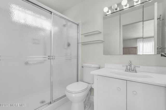 26 Maidstone Way, Manchester, NJ 08759