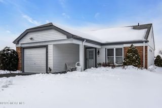 26 Maidstone Way, Manchester, NJ 08759