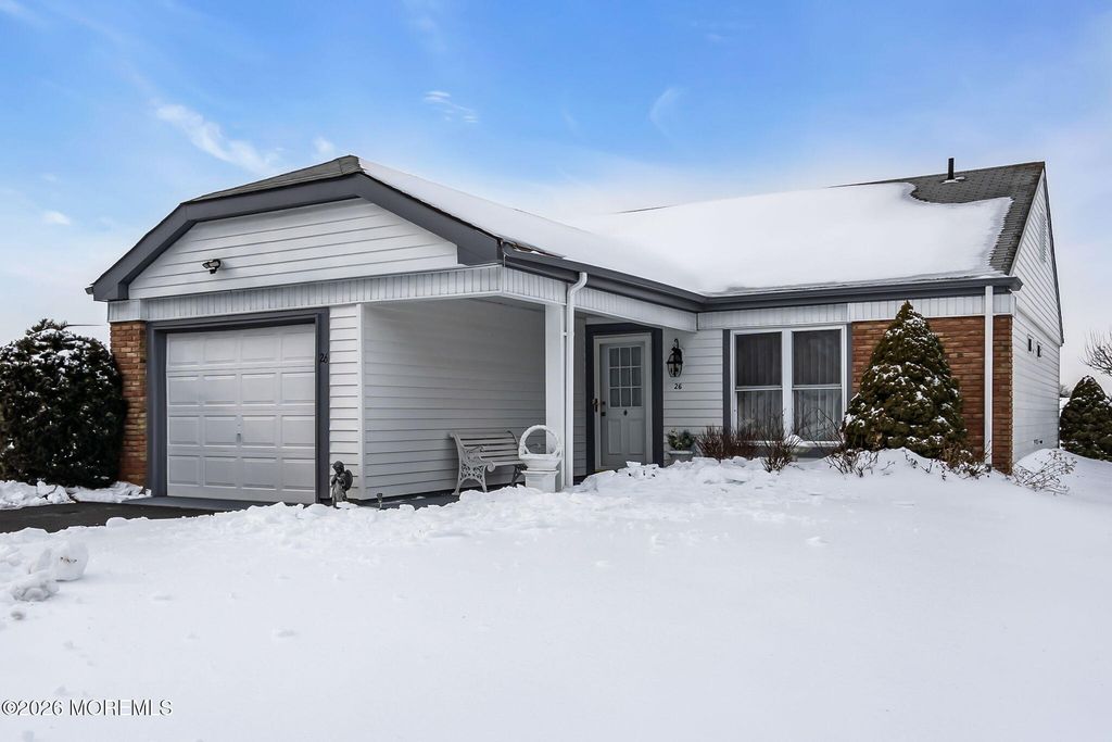 26 Maidstone Way, Manchester, NJ 08759