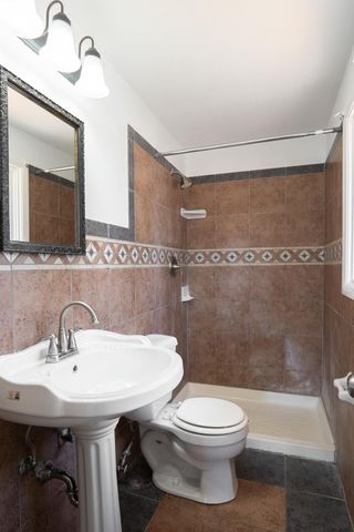 7740 Arlington Avenue North, Brooklyn Park, MN 55443