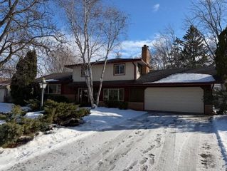 7740 Arlington Avenue North, Brooklyn Park, MN 55443