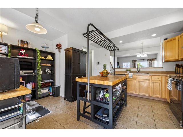 18767 E Yale Cir B, Aurora, CO 80013