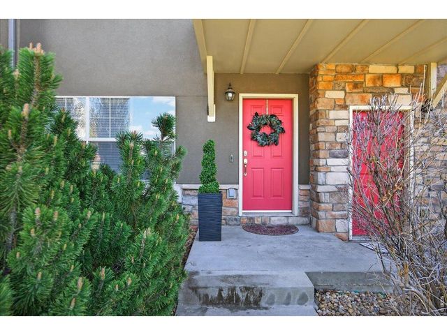 18767 E Yale Cir B, Aurora, CO 80013