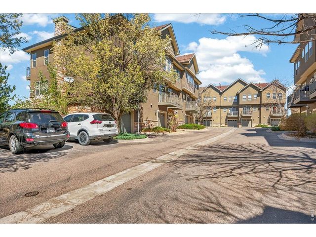 18767 E Yale Cir B, Aurora, CO 80013