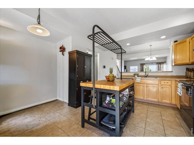 18767 E Yale Cir B, Aurora, CO 80013