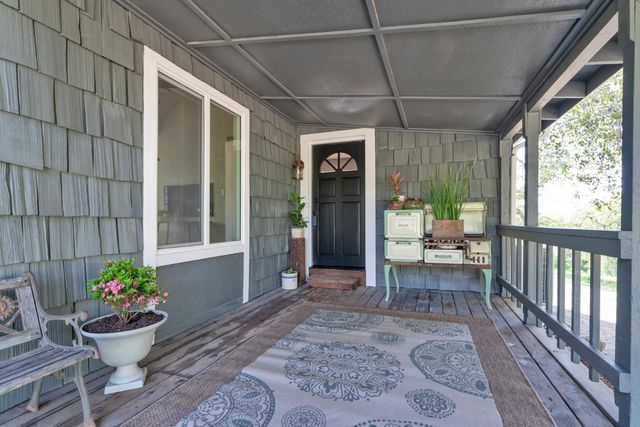 7045 Mount Vernon Rd, Auburn, CA 95603