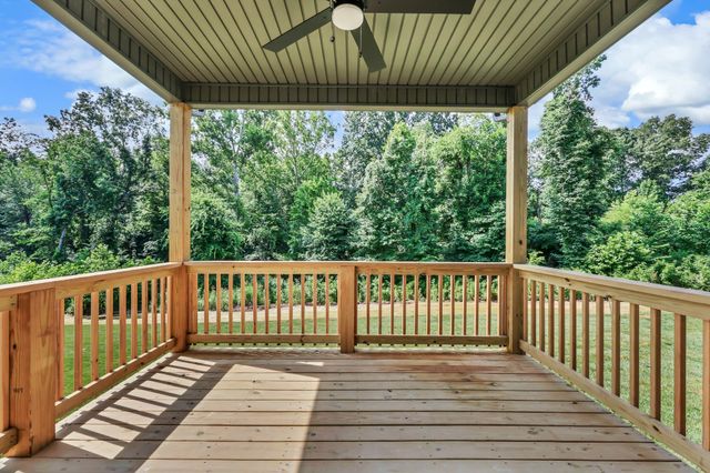 163 Leitrim Dr, Clarksville, TN 37042