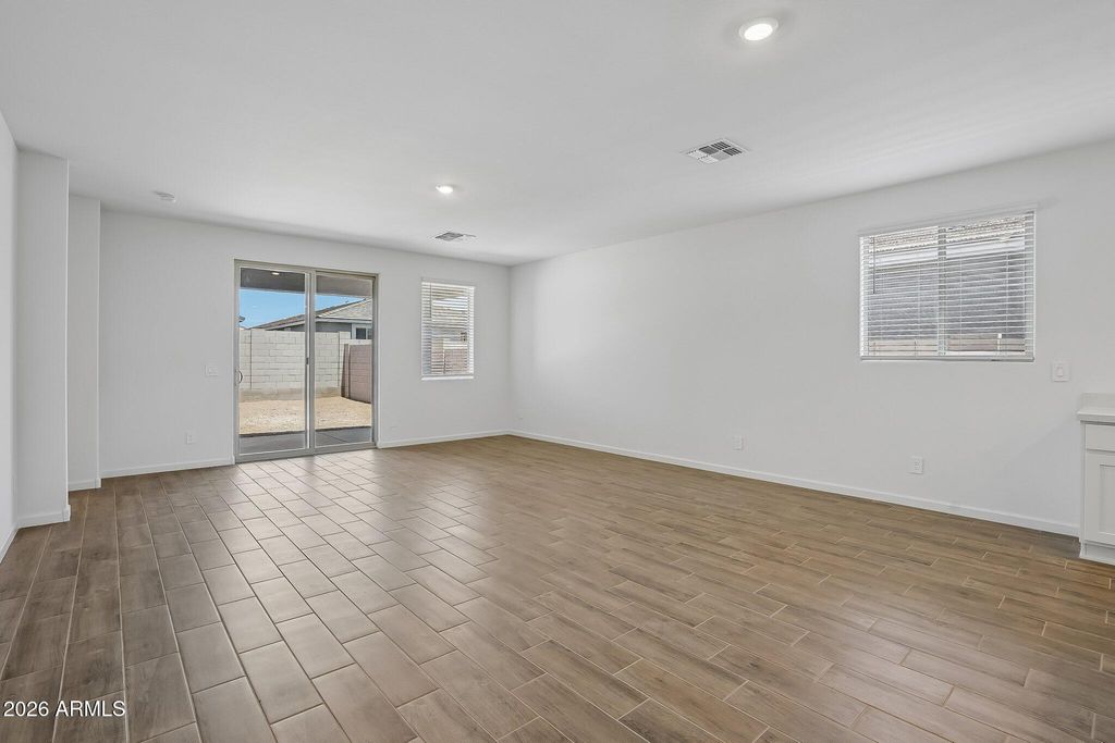 9648 W TAMARISK Avenue, Tolleson, AZ 85353 — photo 3