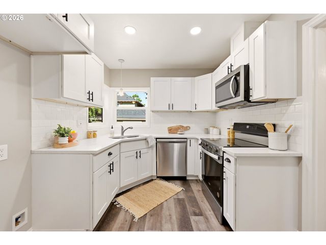 6354 N WILLIAMS Ave, Portland, OR 97217