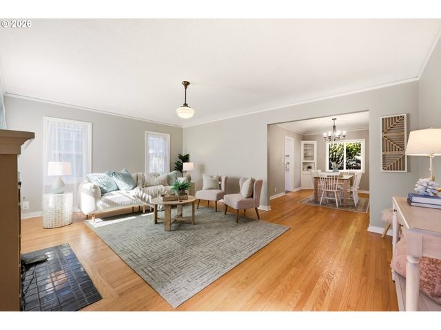 6354 N WILLIAMS Ave, Portland, OR 97217