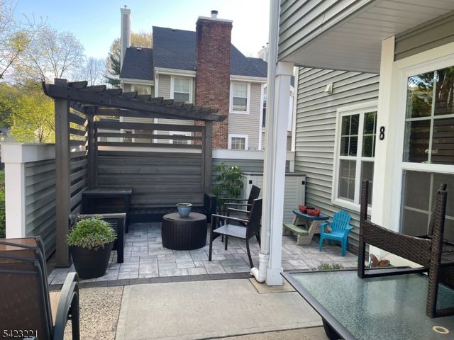 332 Greenbriar-Unit 8 8, Union Twp., NJ 07083