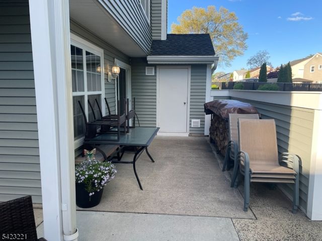 332 Greenbriar-Unit 8 8, Union Twp., NJ 07083