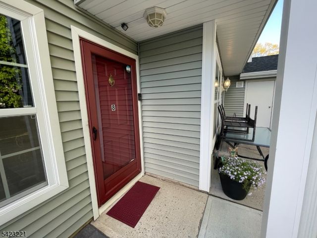 332 Greenbriar-Unit 8 8, Union Twp., NJ 07083
