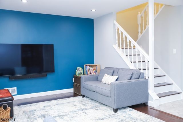 332 Greenbriar-Unit 8 8, Union Twp., NJ 07083