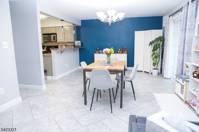 332 Greenbriar-Unit 8 8, Union Twp., NJ 07083