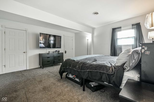 617 Nelson Drive, Mooresville, IN 46158