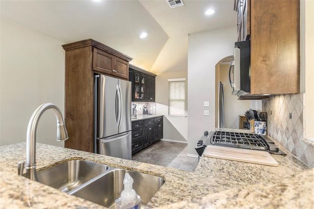 317 Falling Sky Drive, Edmond, OK 73034