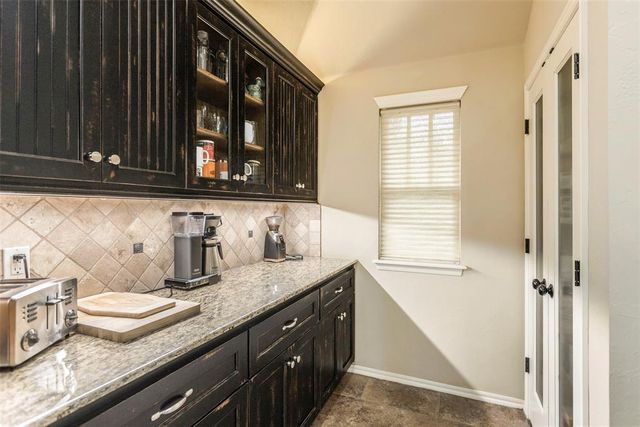 317 Falling Sky Drive, Edmond, OK 73034