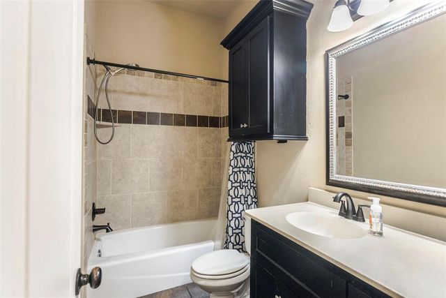 317 Falling Sky Drive, Edmond, OK 73034