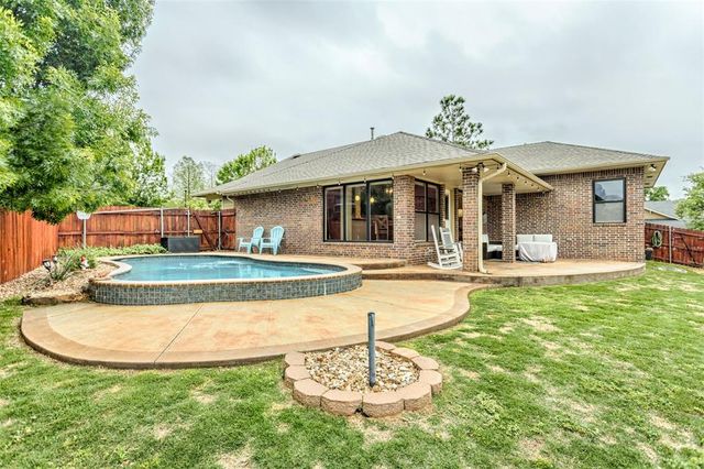 317 Falling Sky Drive, Edmond, OK 73034
